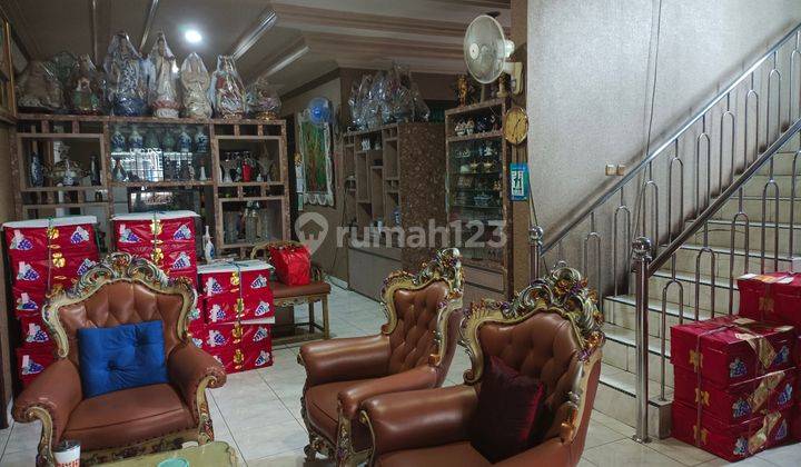 Dijual Cepat Rumah Hook di Taman Palem Lestari Jakbar  2