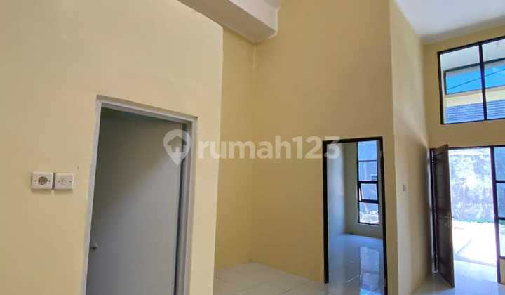 Single-Story House with a Serene Rural Atmosphere and Close to the City Center 2