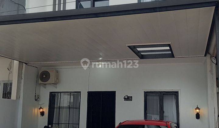 Rumah Nyaman Spesial 7 Menit Ke Masjid Agung Baitul Faidzin  1