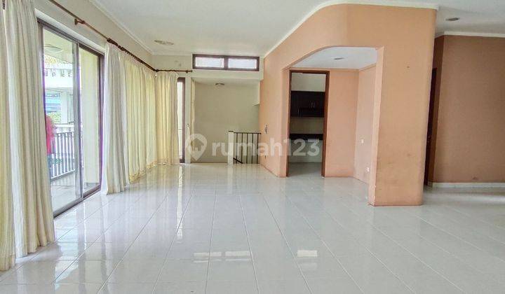 Rumah Disewakan Istimewa Cocok Utk Keluarga Besar Rumah Unfurnished Kontrakan Bagus di Sentul City 2