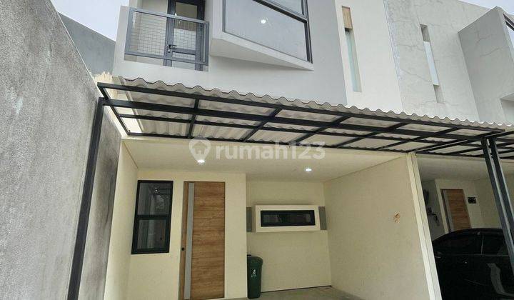 Miliki Rumah 3 Lantai Ready Stock Siap Huni Kprs SHM Dekat Tol