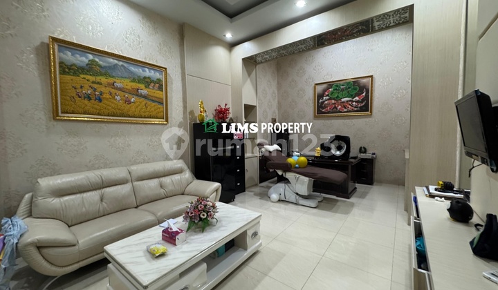 For Sale: Attached Shophouse on Jl. Pahlawan, Former Beauty Clinic, Move-In Ready Condition, Already Furnished. 2