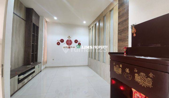 Villa Ini Sudah Siap Huni ,juga Sudah Tersedia Kitchen Set Lokasi Di Komplek Cemara Kuta Jl.h Anif 1