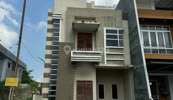 Jual Villa / Rumah Di Komplek Cemara Asri Jl.asoka Hook ( Hadap Barat ) 1