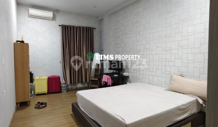 Quick Sale Shop House in Cemara Asri Complex, Jl. Boulevard Raya 2