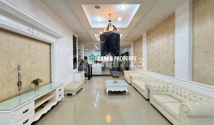 Rumah 3 Lantai Di Komplek Hocklie Mas Rumah 3 Lantai Di Komplek Hocklie Mas