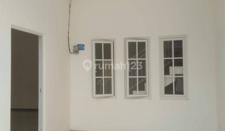 Dijual Rumah Di Jalan Mulyosari Baru Dekat Ke Mall Pcm 2