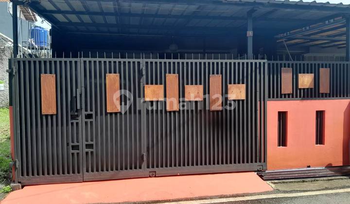 Ready-to-Occupy House in One Gate Complex, Strategic Location Arcamanik Endah