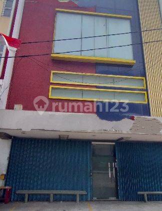Disewakan Gedung Dijalan Raya Pelabuhan 1
