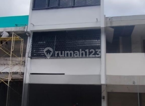 For Rent Renovated Shop House in Sunter For Rent Renovated Shop House in Sunter