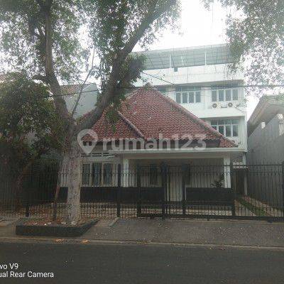 Aset Istimewa ! Rumah Di Petojo Jl Persatuan Guru Harus Terjual ! 2