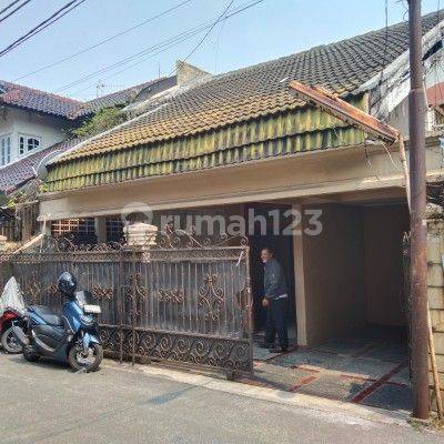 Dijual Cepat Rumah Dekat Kampus Binus Cocok Untuk Jadi Kos-kosan 2