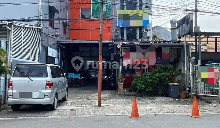 Ruko Gandeng Siap Pakai dan Strategis di Pulo Gadung, Jakarta Timur Ruko Gandeng Siap Pakai dan Strategis di Pulo Gadung, Jakarta Timur