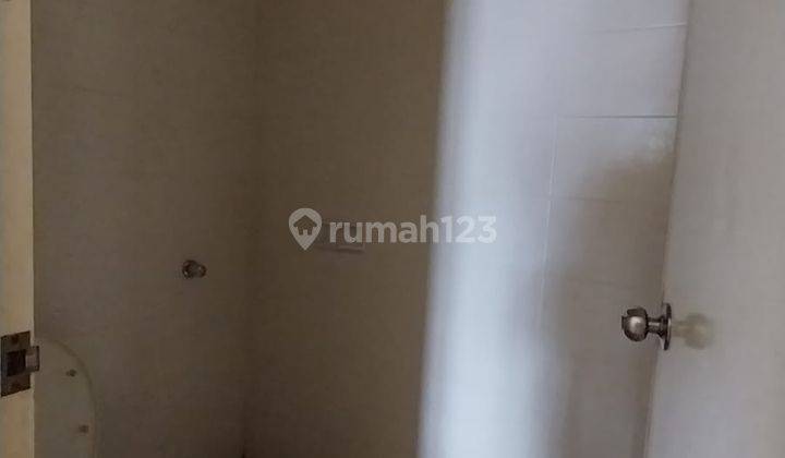 Disewakan Ruko 2 Lantai Metland Ujung Menteng Jakarta Timur 2