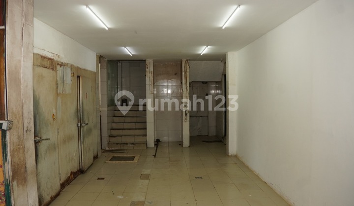 Commercial Space for Rent by Doublesix Beach Seminyak