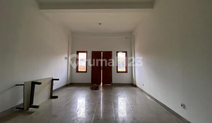 Disewakan Ruko 2 Lantai Cocok untuk Kantor Lokasi di Kuta Disewakan Ruko 2 Lantai Cocok untuk Kantor Lokasi di Kuta
