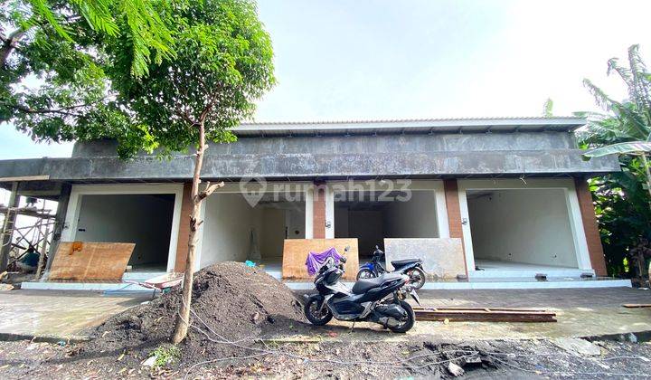 4 Unit Commercial Space Dekat Pantai Di Jalan Batu Bolong Canggu 1