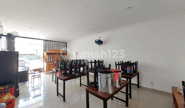 Disewakan Ruko 2 Lantai Dekat dengan Seminyak dan Petitenget