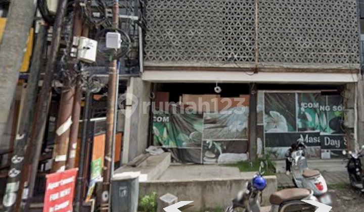 Commercial Shop For Rent Walk To The Beach And Lots Of Pedestrian In Canggu Commercial Shop For Rent Walk To The Beach And Lots Of Pedestrian In Canggu