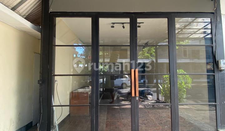 For Rent: Shop House Suitable for Restaurant Near Central Parking Kuta 2