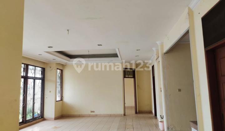 Very Cheap Old House For Sale Intercon, Kebon Jeruk 2