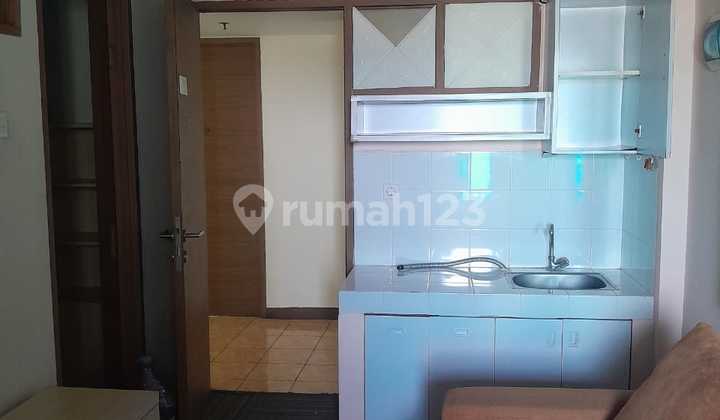 For Sale Green Park View Apartment below market price, Daanmogot West Jakarta 2