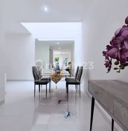 Dijual Rumah Baru modern minimalis Kav Dki, Jakarta Barat