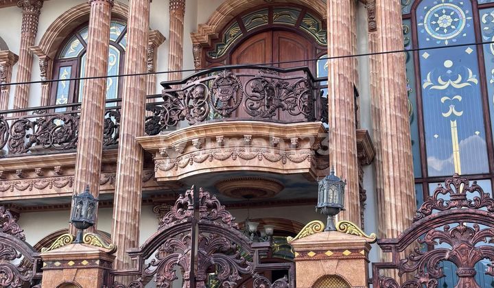 Luxury Ready-to-Occupy House in a Strategic Complex in Cibitung Bekasi