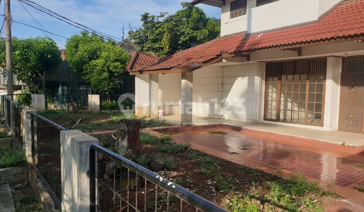 Disewakan Rumah Kemang Pratama Depan Jalan Utama Cocok Buat Usaha . Hook 2