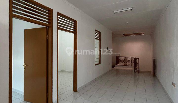 Dijual Disewa Rumah 2 Lantai di Kelapa Gading, Belakang Mall Kelapa Gading Dan Dekat Stasiun Lrt. Cocok Untuk Huni, Mess Karwayan, Kosan 1