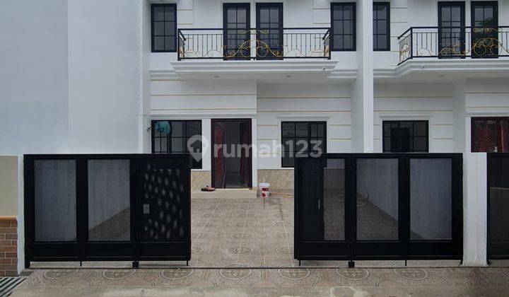 Rumah dijual Baru 2 Lt. Jatimakmur, Bekasi dekat Tol Jatibening 2