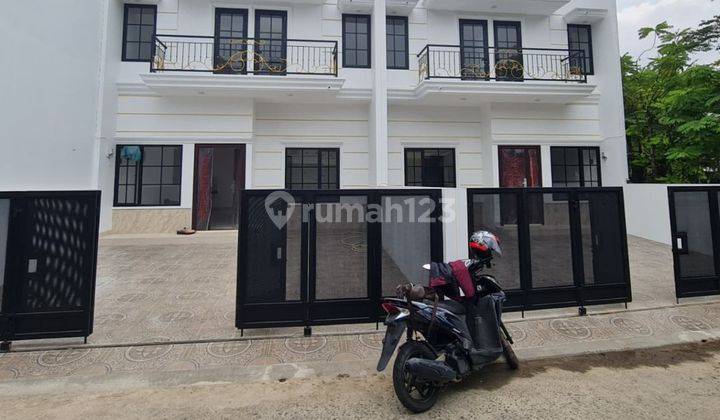 Rumah dijual Baru 2 Lt. Jatimakmur, Bekasi dekat Tol Jatibening 1