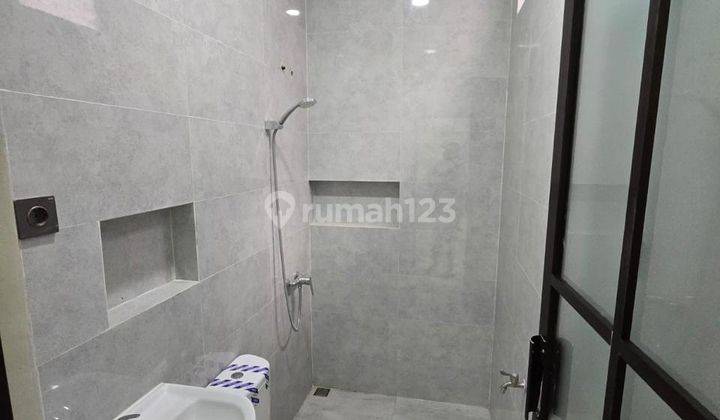 Dijual Rumah Baru Modern Minimalis Babatan Pantai 2