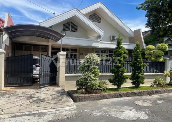 For Sale Semi-Furnished Dharmahusada Indah House Ready to Occupy 1