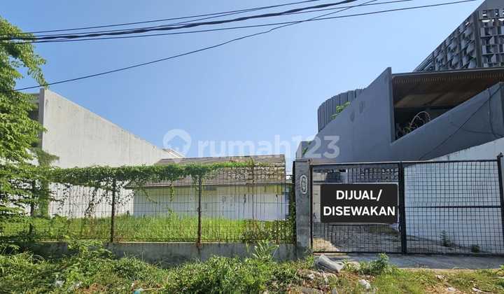 Dijual Rumah Komersial Hitung Tanah Dharmahusada Regency  1