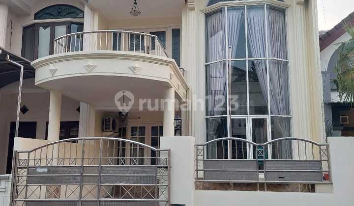 Disewa Rumah Pakuwon City Taman Mutiara Furnish Siap Huni 1