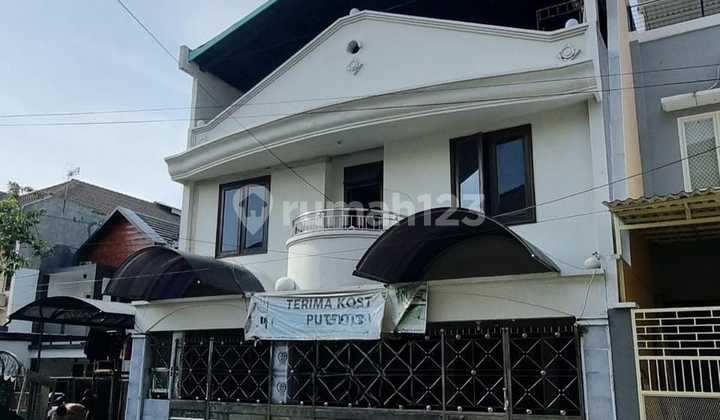 For Sale: Three-Story Rungkut Mejoyo Utara Boarding House, Ready to Occupy 1