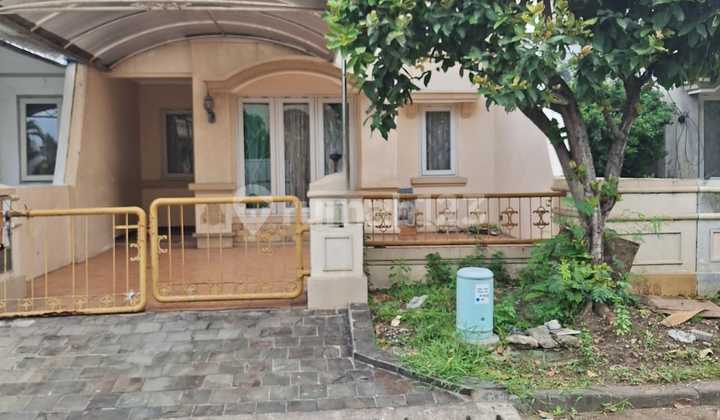 For Sale Pakuwon City 2-Story House Needs Renovation 1