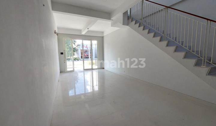 For Sale, 2 Adjacent Shops on Grand Pakuwon Victoria Main Street 2