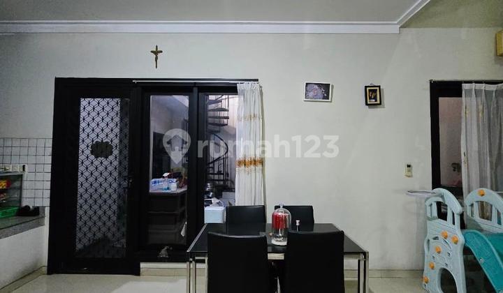 Dijual Rumah Murah Blok Depan Central Park A. Yani 2 Lantai