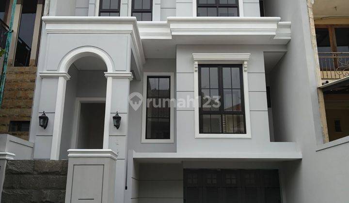 Dijual Rumah Baru Gress Graha Family dkt Pakuwon Mall  1