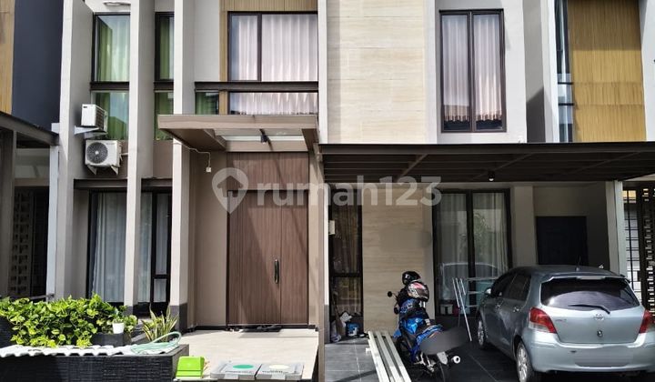 Rumah Cantik 3 Lantai Terenovasi, di Citra Garden Serpong Rumah Cantik 3 Lantai Terenovasi, di Citra Garden Serpong