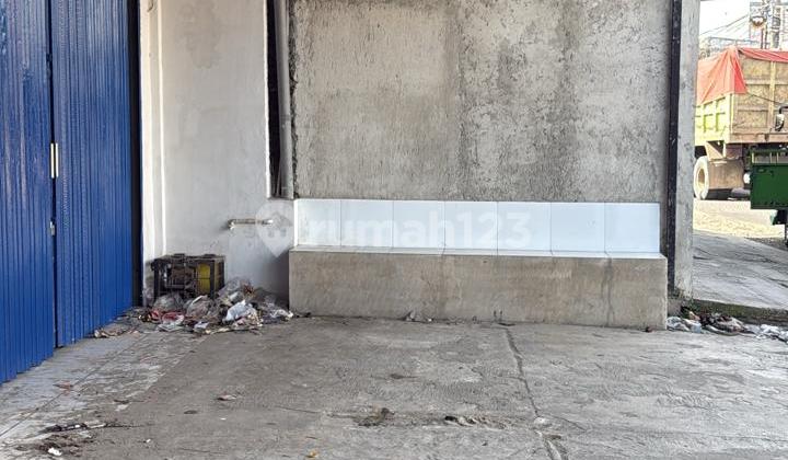 Two-Story Attached Shop House Available for Unit Rental in Bustling Ranca Iyuh Area 2