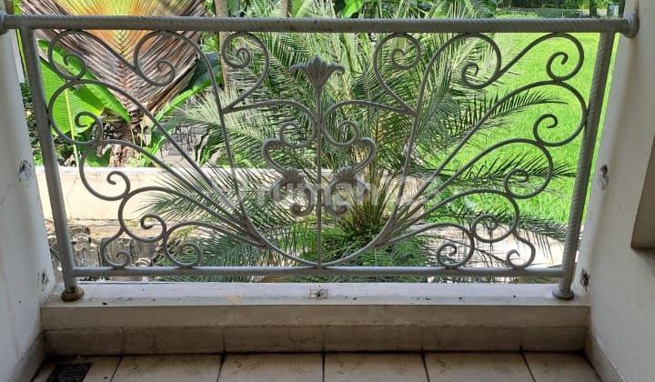 Rumah Cantik Siap Huni Furnished Taman Beverly Golf Lippo Karawaci 2