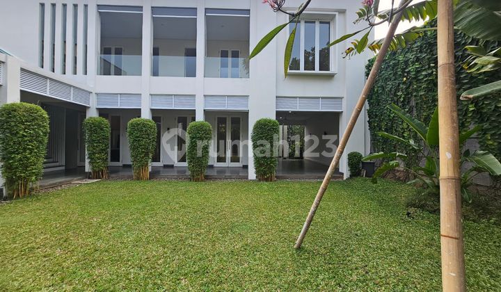 Rumah Mewah With Private Pool Siap Huni Cilandak Jakarta Selatan.