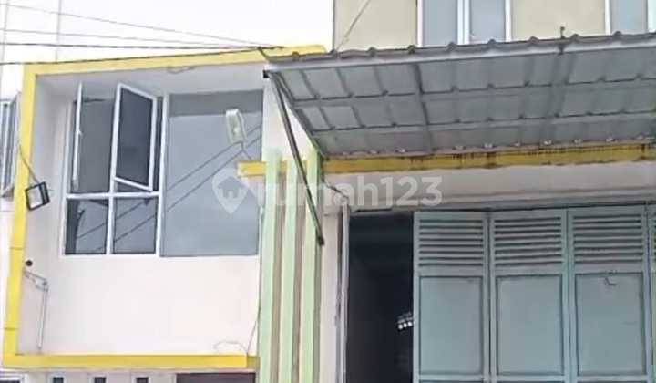 Gudang Mandiri 2, Multi-Storey All-Purpose Warehouse Ready for Use, Row Road Wide Bitung. Gudang Mandiri 2, Multi-Storey All-Purpose Warehouse Ready for Use, Row Road Wide Bitung.