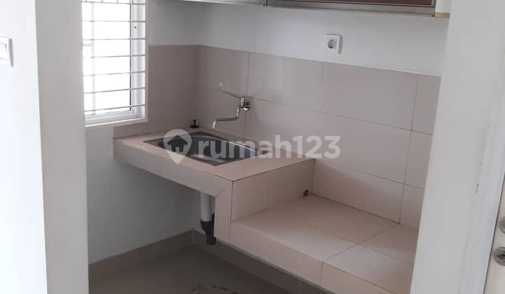 Disewa Rumah Bagus di Gading Serpong Malibu 2