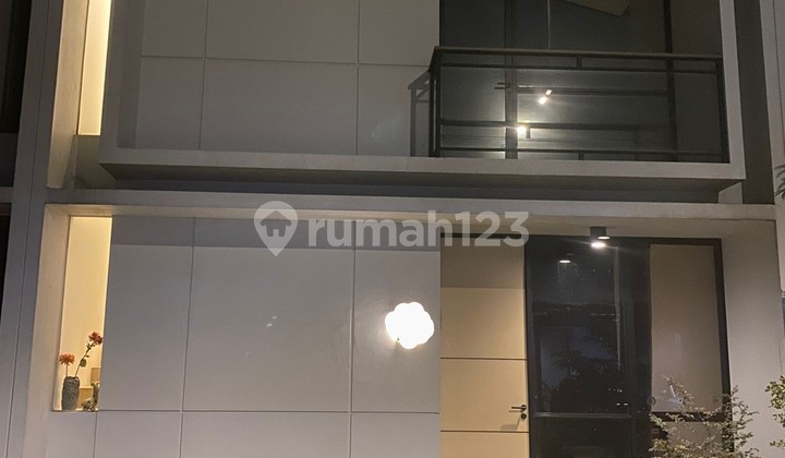Dijual Rumah Bagus Cendana Cove Lippo Karawaci 1