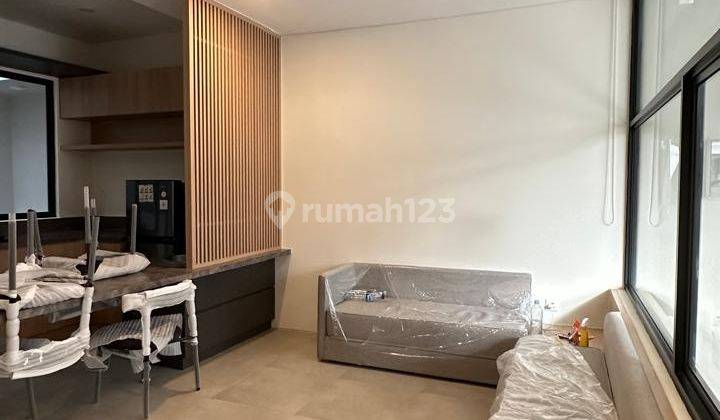 Disewakan Rumah Baru Full Furnished Siap Huni di Tanakayu Bsd 2