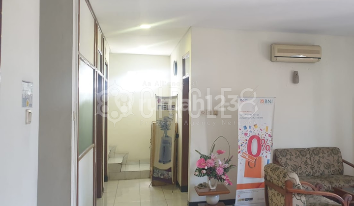 Strategic Shop House near Kurdi Animal Shelter, Astanaanyar Bandung 1